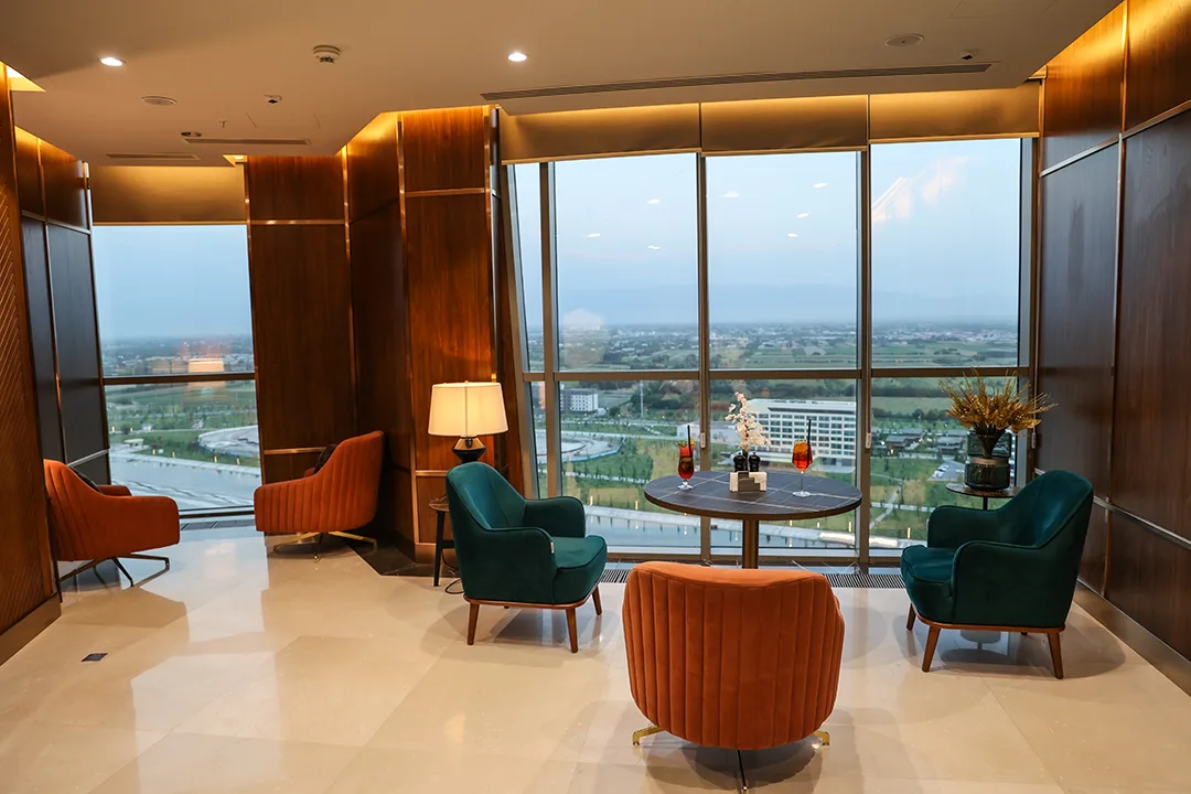 Li Bai Lounge Bar — 1